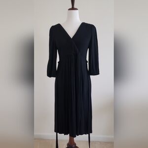 Isabel Lu empire waist dress in black